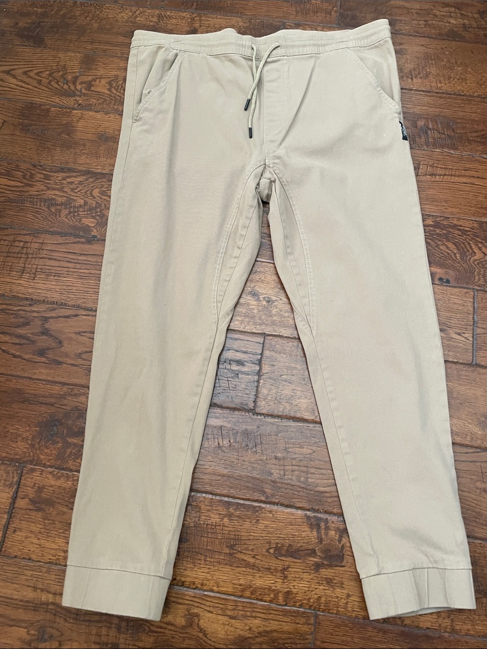 Silver Jeans Men's Drawstring Joggers in Light Khaki